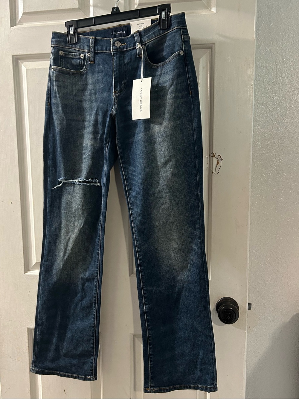 Lucky Brand Women's Dark Blue Straight Jeans with Distressed Knee